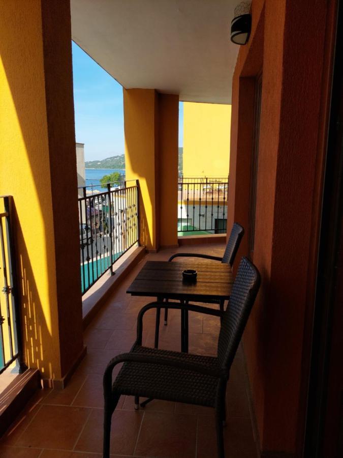 Supreme Danieli - Holiday Apartment By The Sea Балчик Экстерьер фото